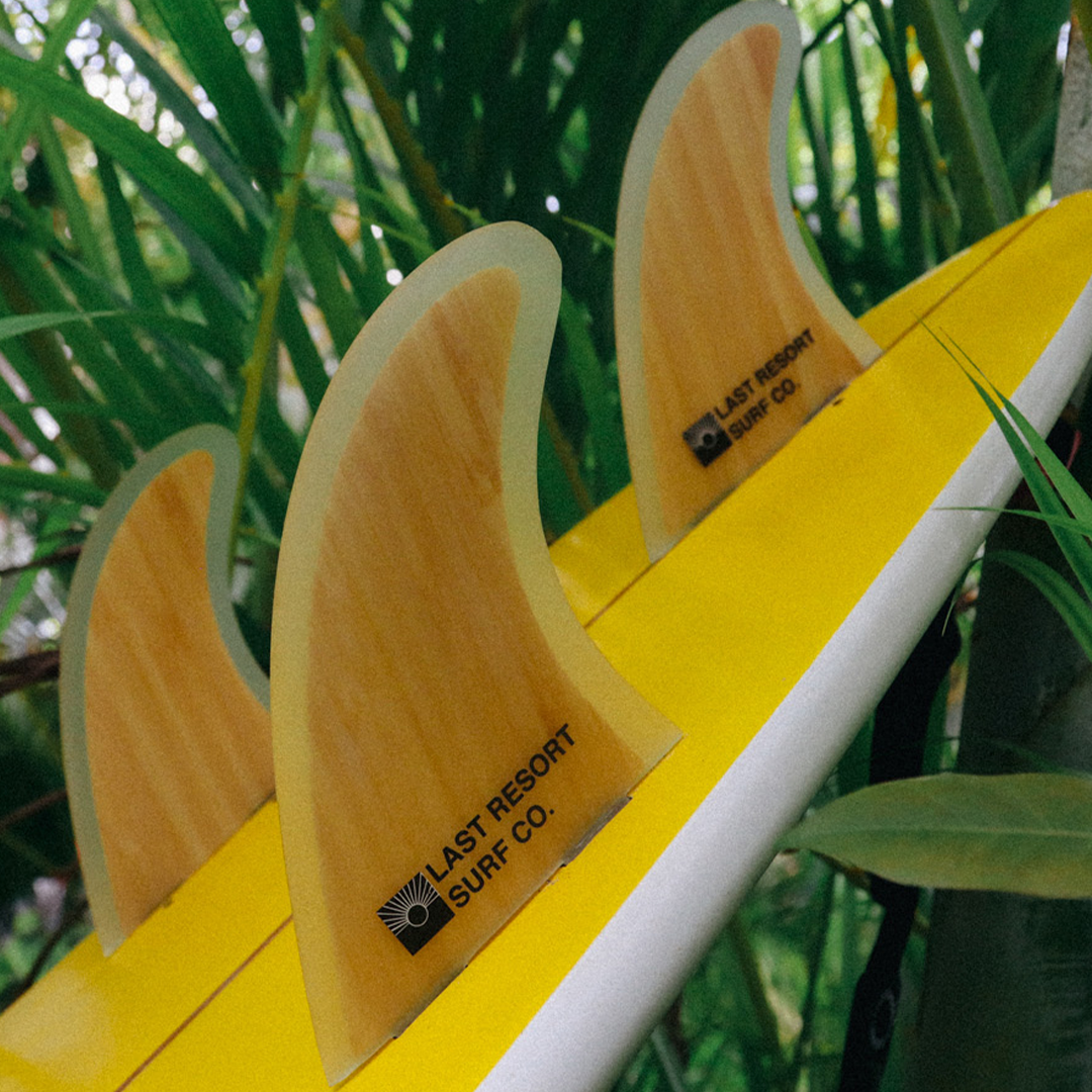 Caye Tri-Fin Bamboo Dual Tab